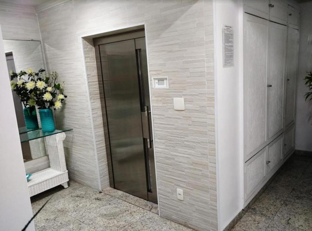 Apartamento Otima Localizacao グァルジャー エクステリア 写真